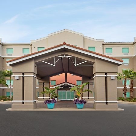 Holiday Inn Express & Suites Pembroke Pines-Sheridan St By Ihg Bagian luar foto
