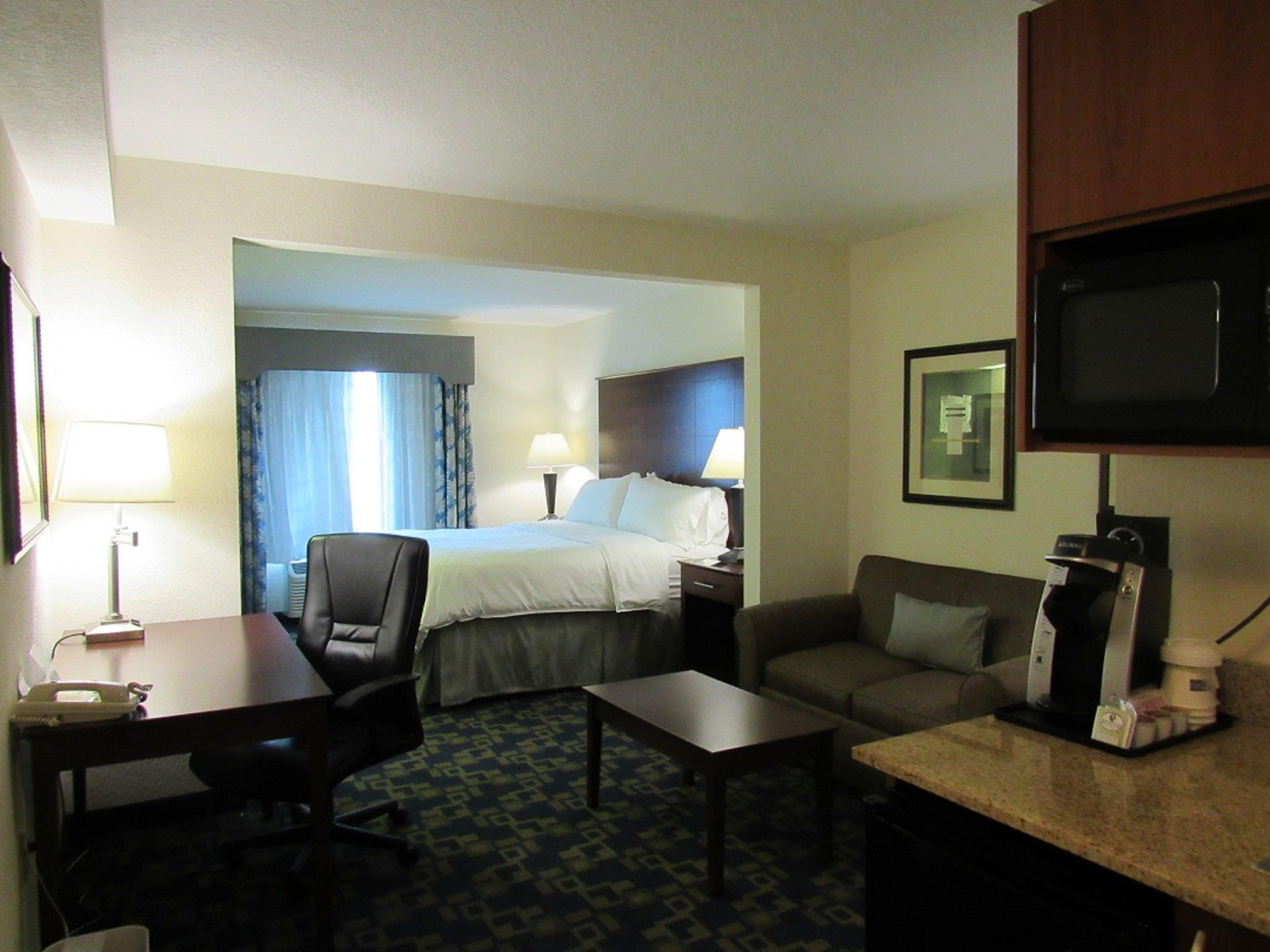 Holiday Inn Express & Suites Pembroke Pines-Sheridan St By Ihg Bagian luar foto
